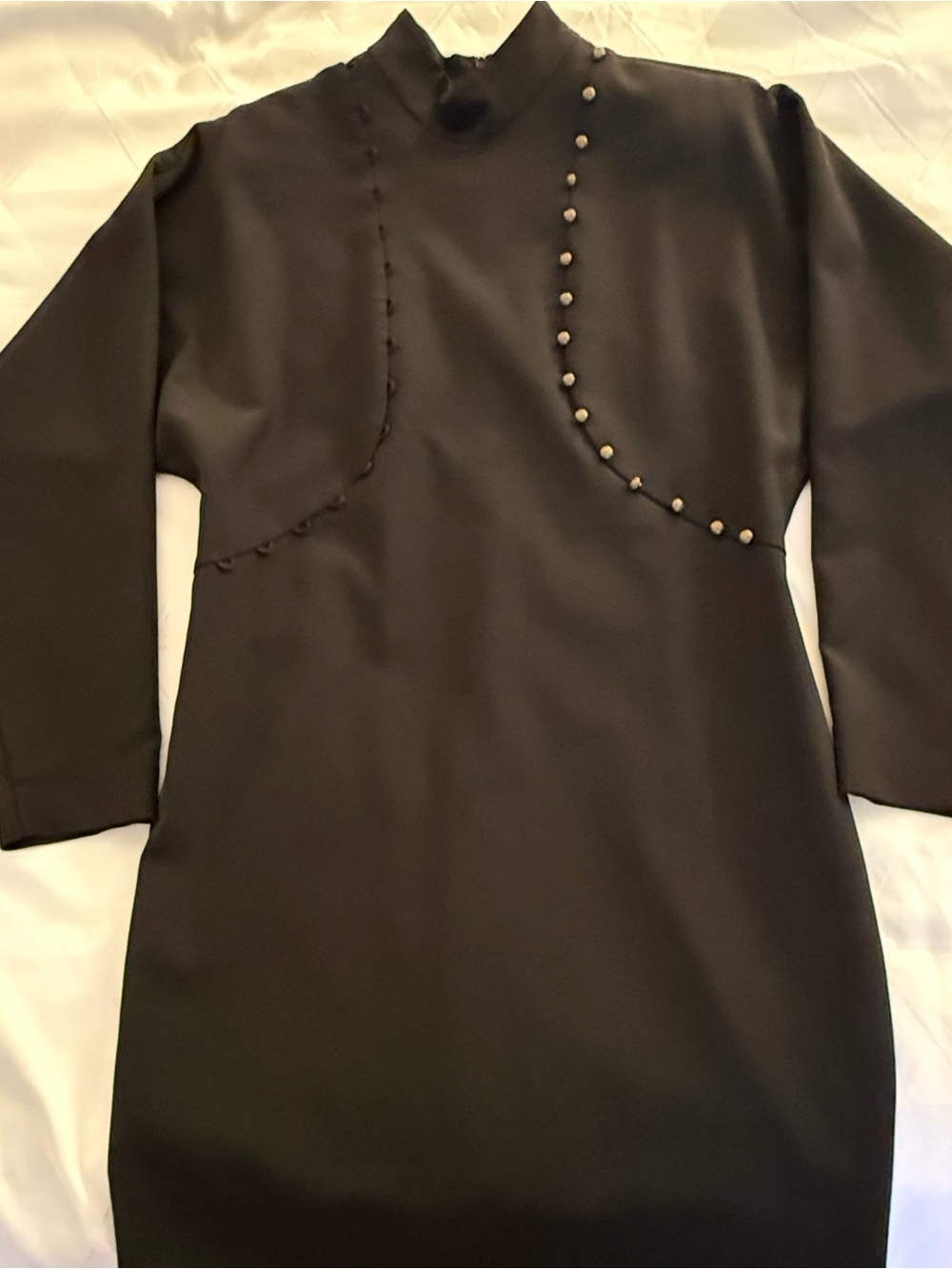 🖤 Nicole Miller Black Mock Neck Dress – Silver Button Detail – Size 8 – NWOT 🖤